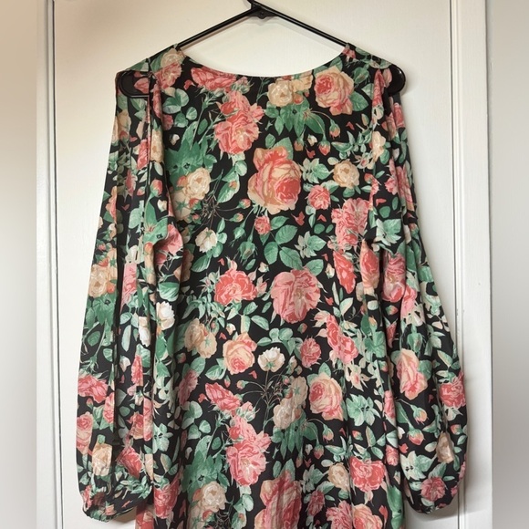 Lovers + Friends Black Pink Cream Rose Floral Cold Shoulder Mini Dress Size M - Picture 12 of 16